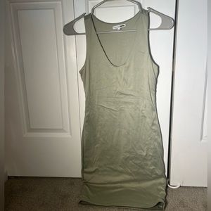 Fashion Nova dress (NEVER WORN)